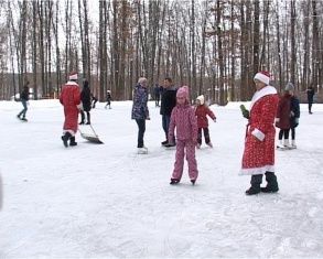 Русская зима! В Парк-отеле "Мечта" открылся ледовый каток