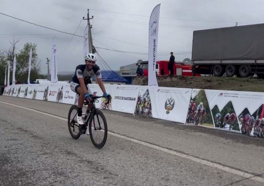 Орловский спортсмен стал победителем этапа веломногодневки 