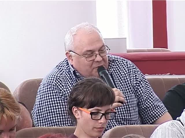 Губернатор о строительстве мечети и покупке дорогих иномарок для чиновников