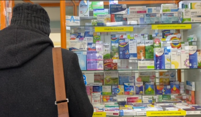 Полки магазинов ломятся, но не от товаров, а от их стоимости. Депутаты горсовета Орла обсудили резкий рост цен на продукты и лекарства и искали пути решения этой проблемы 