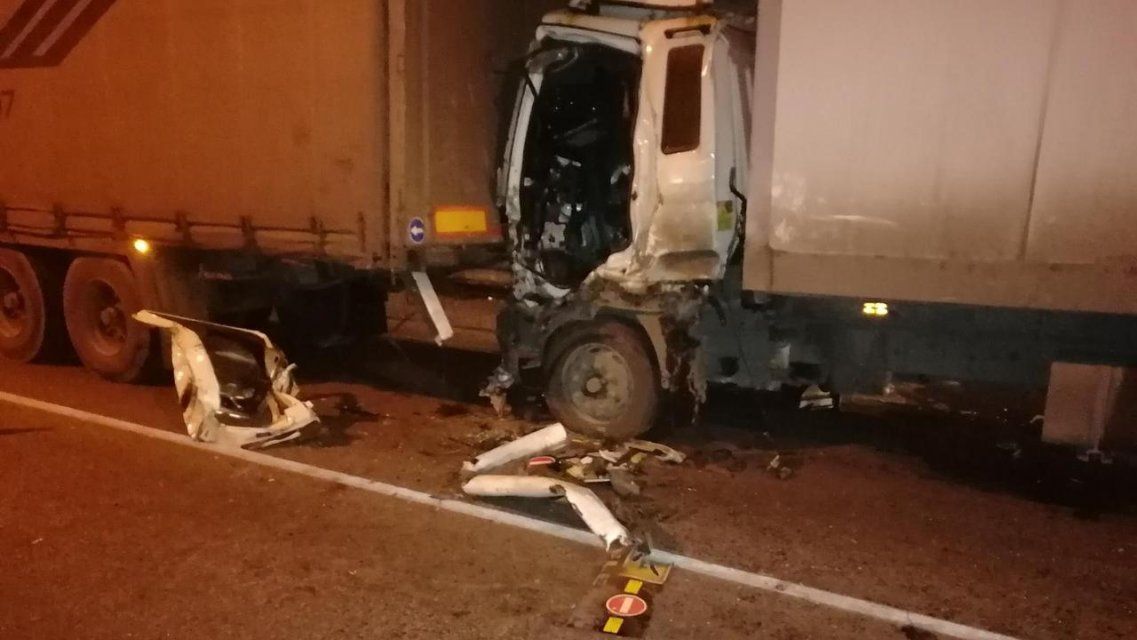 На Орловщине молодой человек пострадал при столкновении фур