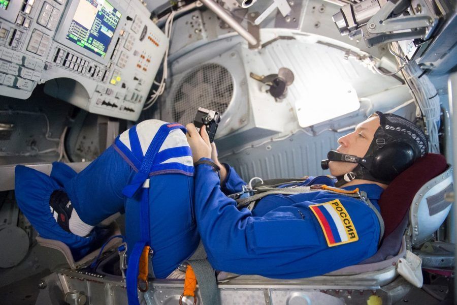 Космонавт Мисуркин отработал спуск корабля в ручном режиме