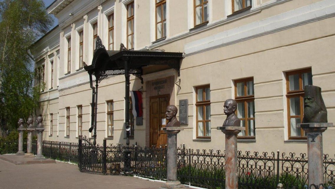 Орловских студентов ждут недельные каникулы из-за COVID-19