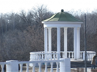 Новости за 90 секунд: в центре Орла может появиться историко-заповедная зона, прокуратура заставляет мэрию работать, а орловчане поделились своим отношением к судьбе здания на Гостиной, 1