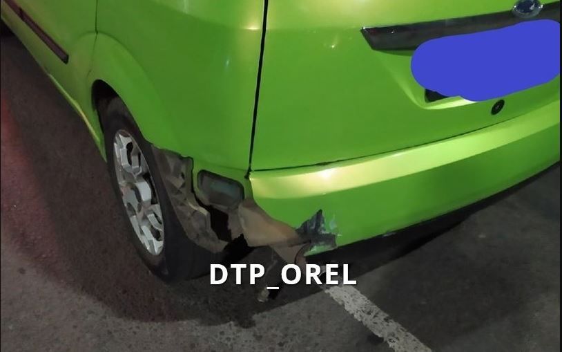 Серебристый «Форд мондео» чуть не влетел во встречную машину и скрылся с места