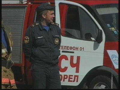 Акция «Пожарные и спасатели — детям»