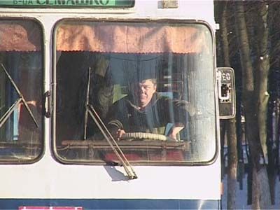 Работу электрического транспорта уменьшили