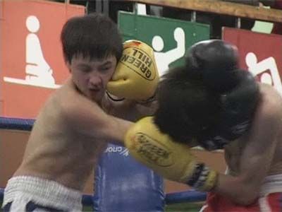 Королем Супербоксинга стал курянин...