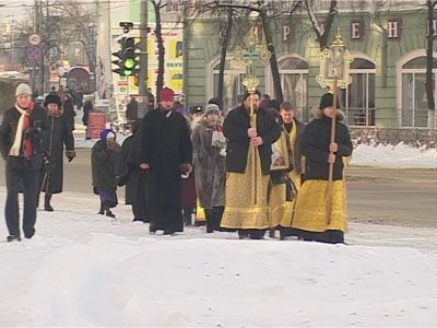 Святые мощи привезли в Орел