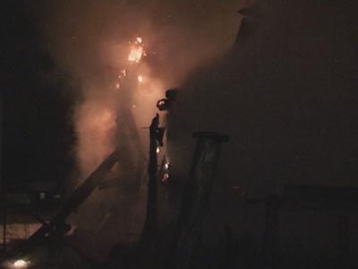 Сгорел двухэтажный дом...