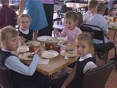 До Нового года дети будут есть по старому