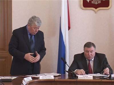 Дорогам и чиновникам досталось...