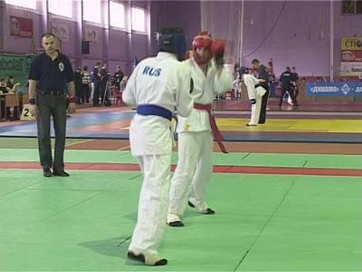 Кто избил рукопашников?