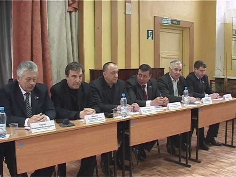 Депутаты выслушали проблемы Северного района...