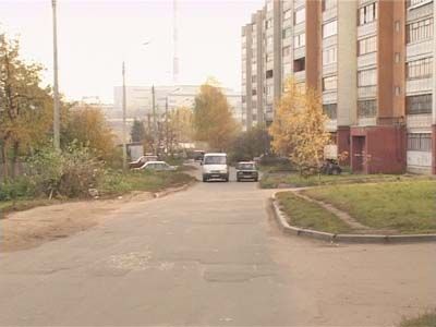 И зачем здесь дорога?