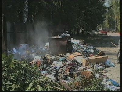 Мусор наступает