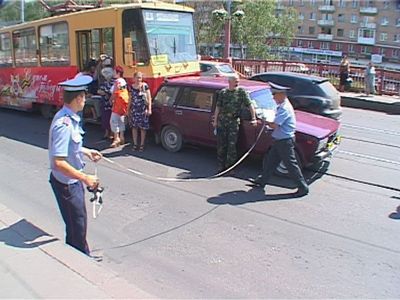 Не разъехались...