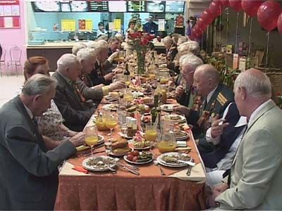 «Гринн» поздравляет ветеранов