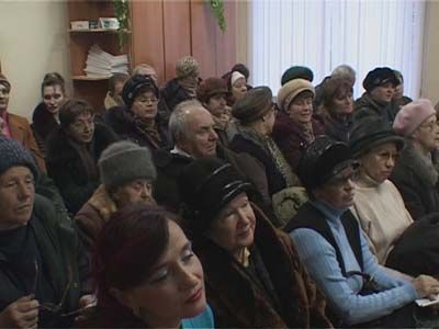 Власть вышла в народ...