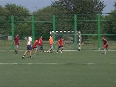 Мини-футбол среди дворовых команд