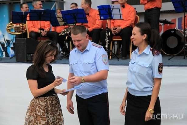 Орловские полицейские провели конкурс плакатов профилактической тематики