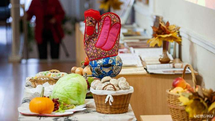 В орловской «Бунинке» закружился «Осенних красок хоровод»