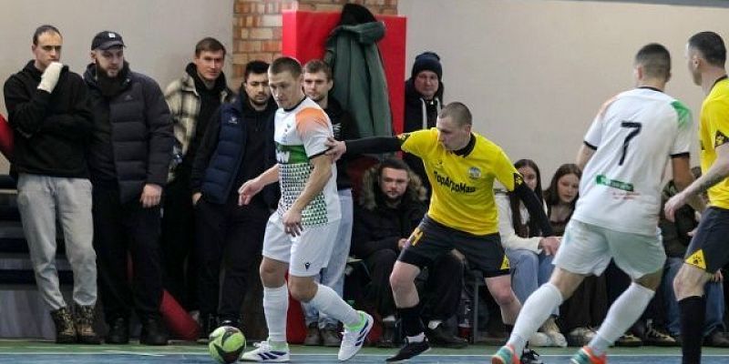 В Орле прододжается розыгрыш медалей Чемпионата области по футзалу