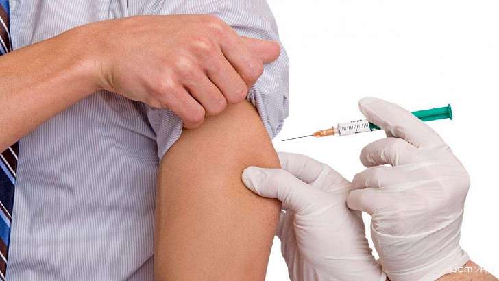 42 орловчанина сделали прививку против коронавируса