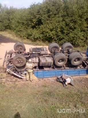 В Ливенском районе столкнулись «КамАЗ» и «УАЗ»