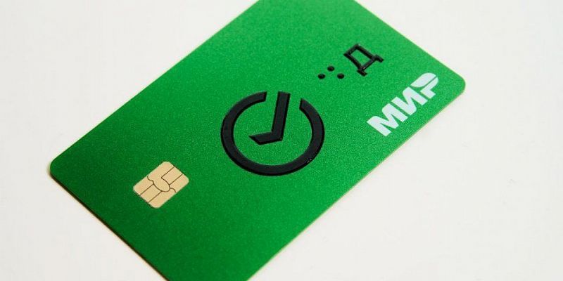 Банковская карта на ощупь: Сбер помогает незрячим быть финансово независимыми