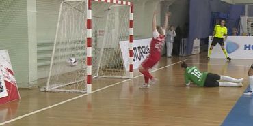 Дали бой лидеру! Женский футбольный клуб "ОрелГУ-КПРФ" возобновил игры в рамках чемпионата России по футзалу