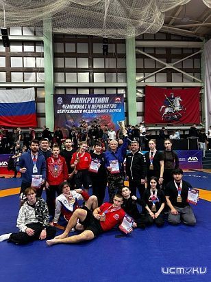 Орловские спортсмены стали обладателями медалей окружных соревнований по панкратиону