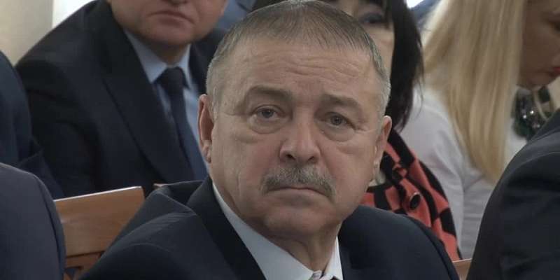 Догоним и перегоним... Доклад Парахина о развитии орловской промышленности раскритиковал губернатор