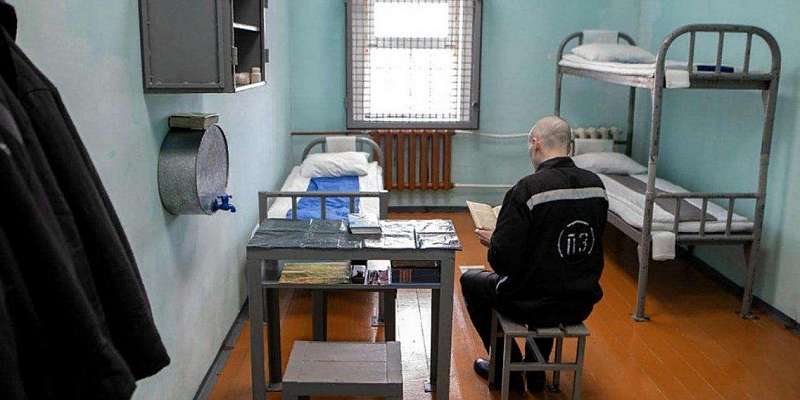 Отправить посылку орловским заключённым теперь можно онлайн