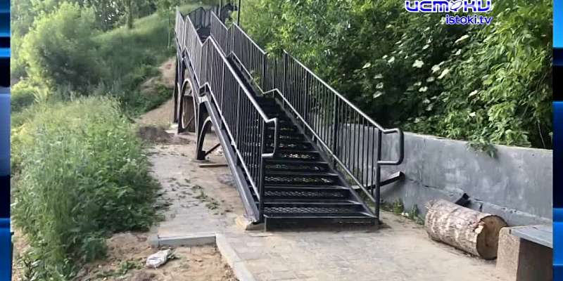 Жители города снова жалуются на состояние Тургеневского моста.