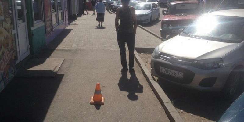 В Ливнах велосипедист сбил на тротуаре пенсионерку