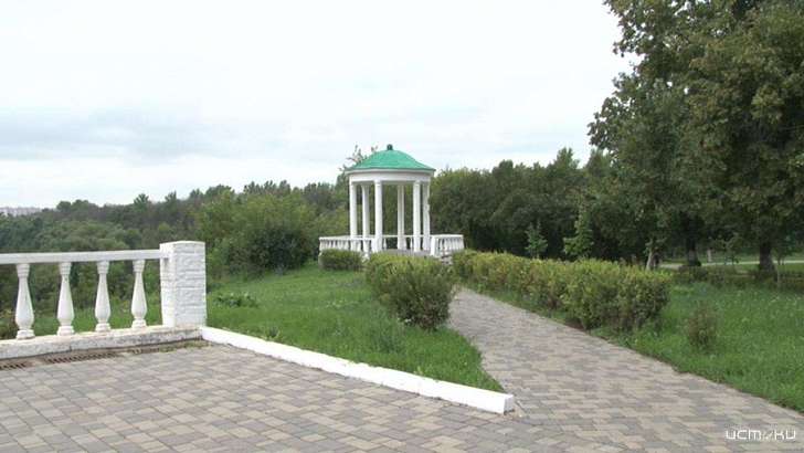 На «Дворянке» в Орле предложили сделать многоуровневую парковку