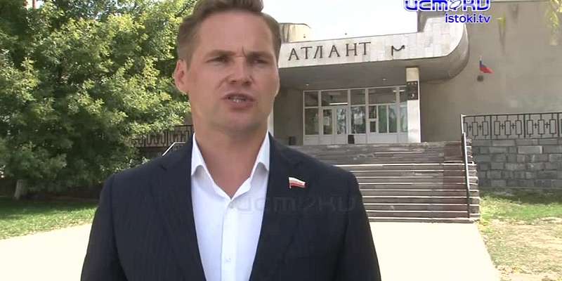 Спорт — в школы! Как депутаты помогают юным орловчанам быть здоровыми