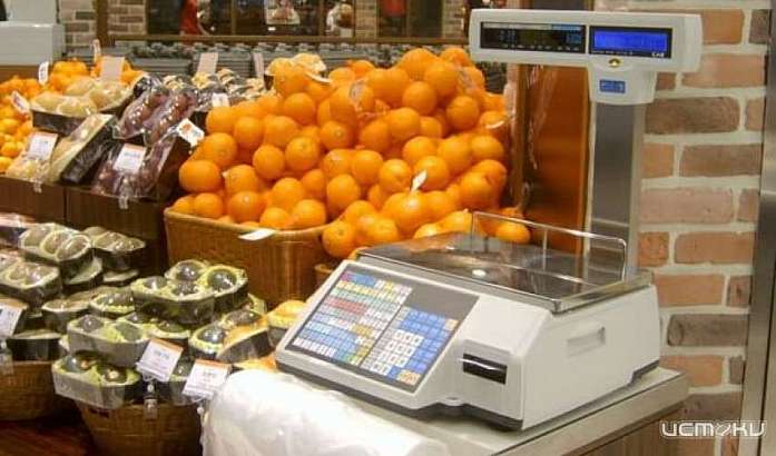 Во Мценске продавщица две недели крала продукты из магазина 