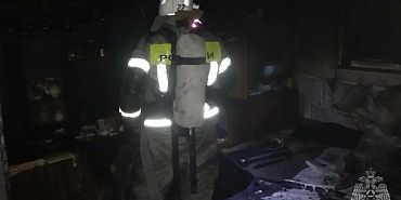 В Орле горело жилое двухэтажное здание на улице Никольской