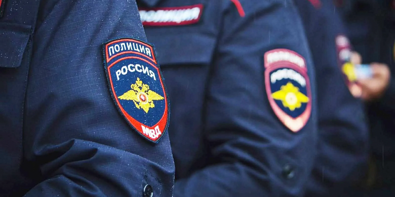 наркотики УМВД  Патруль  Орловские полицейские задержали молодого человека, находившегося в состоянии наркотического опьянения и хранившего при себе наркотическое средство