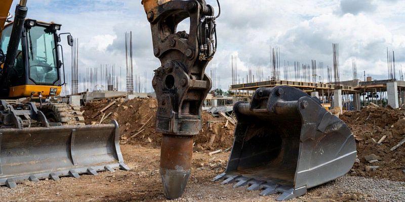 Навесное гидравлическое оборудование: выбор и применение на строительной площадке