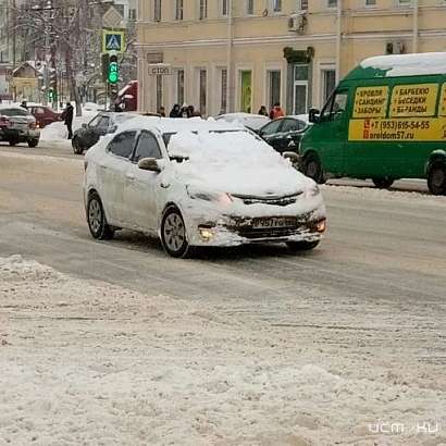 Глазами очевидцев: в Орле заприметили "беспилотный" автомобиль