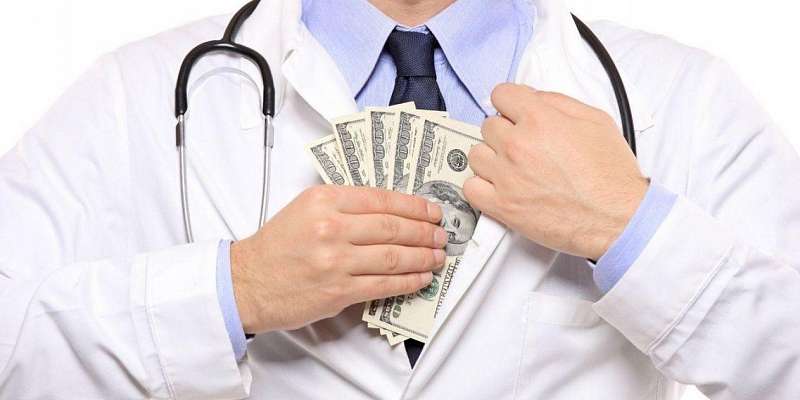 Орловским врачам заплатят около 32 млн рублей за борьбу с коронавирусом