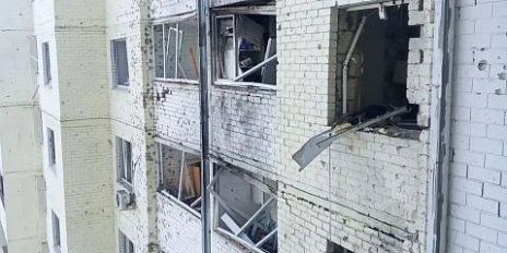 В Орле продолжаются аварийно‑восстановительные работы дома и выплаты пострадавшим от атаки БПЛА в Северном районе