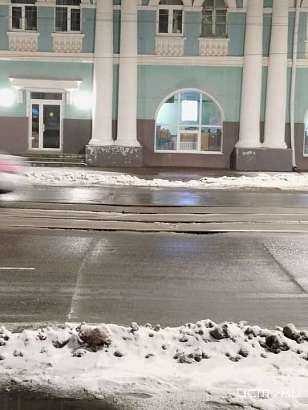 В Орле асфальт на Гостиной вновь может провалиться