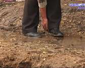 Дети упали в ров: ремонт дворов под Орлом создал массу проблем и чуть не обернулся трагедией