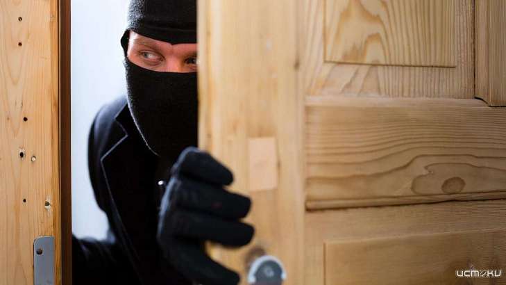 Орловский вор забрался в квартиру через незапертую дверь