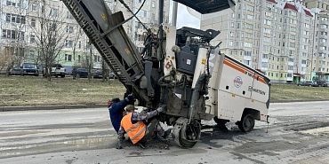 В Орле за неделю обновили почти тысячу квадратных метров дорог