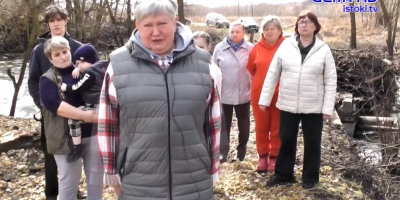 Жители деревни Пашково записали видеообращение к прокурору области Алексею Тимошину